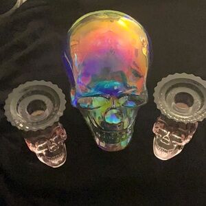 Skull set 
2 candle holders glass
Main skull